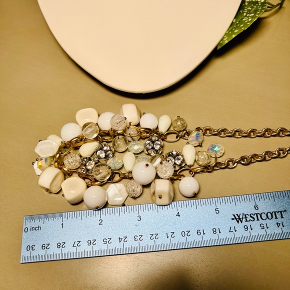 Spectacular Cha Cha Necklace - Picture 11 of 11